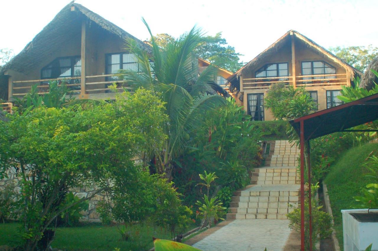 Axkan Palenque, Shows En Vivo & Gastronomia Mar Y Tierra & Travel Agency ภายนอก รูปภาพ