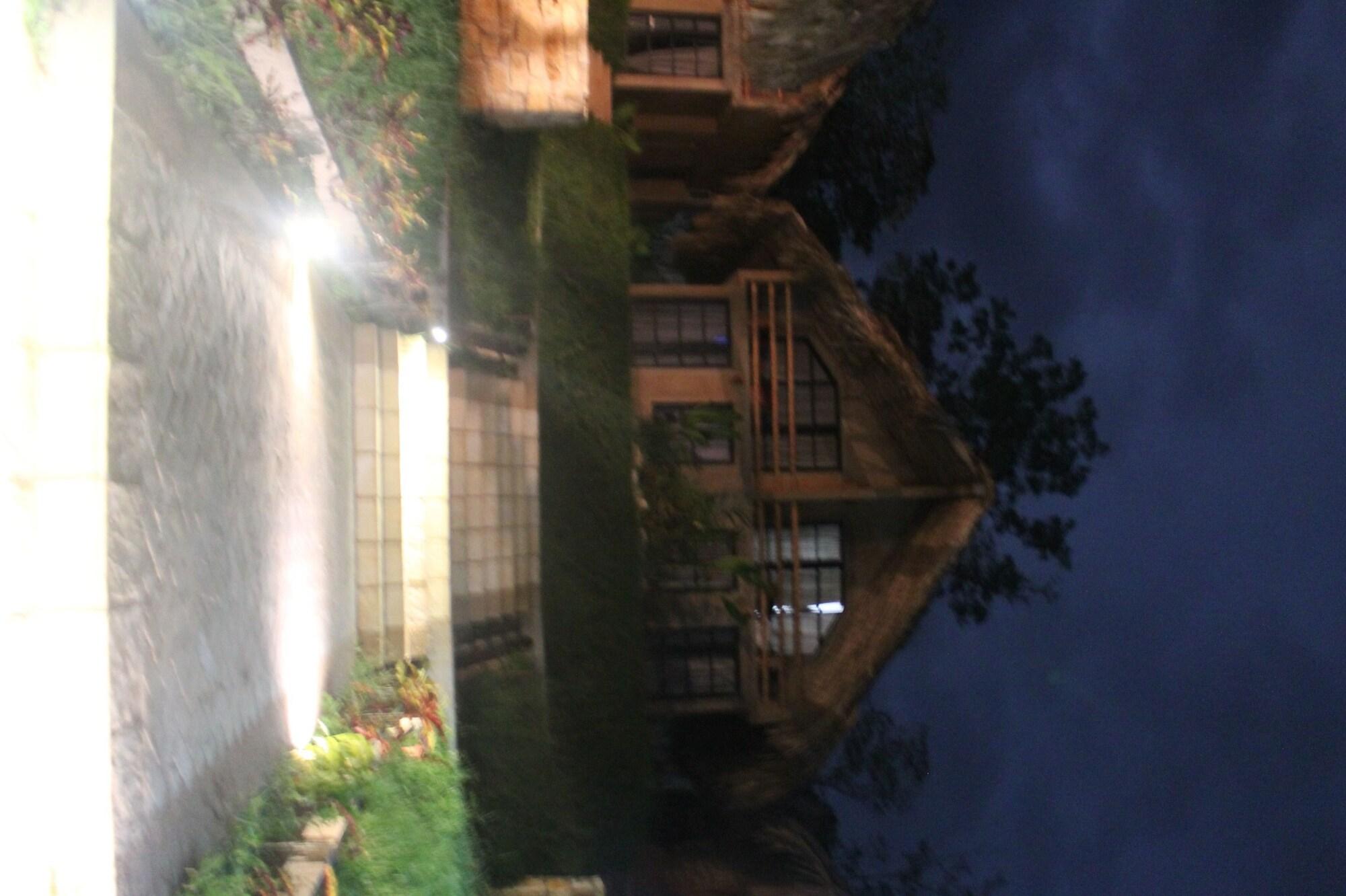 Axkan Palenque, Shows En Vivo & Gastronomia Mar Y Tierra & Travel Agency ภายนอก รูปภาพ