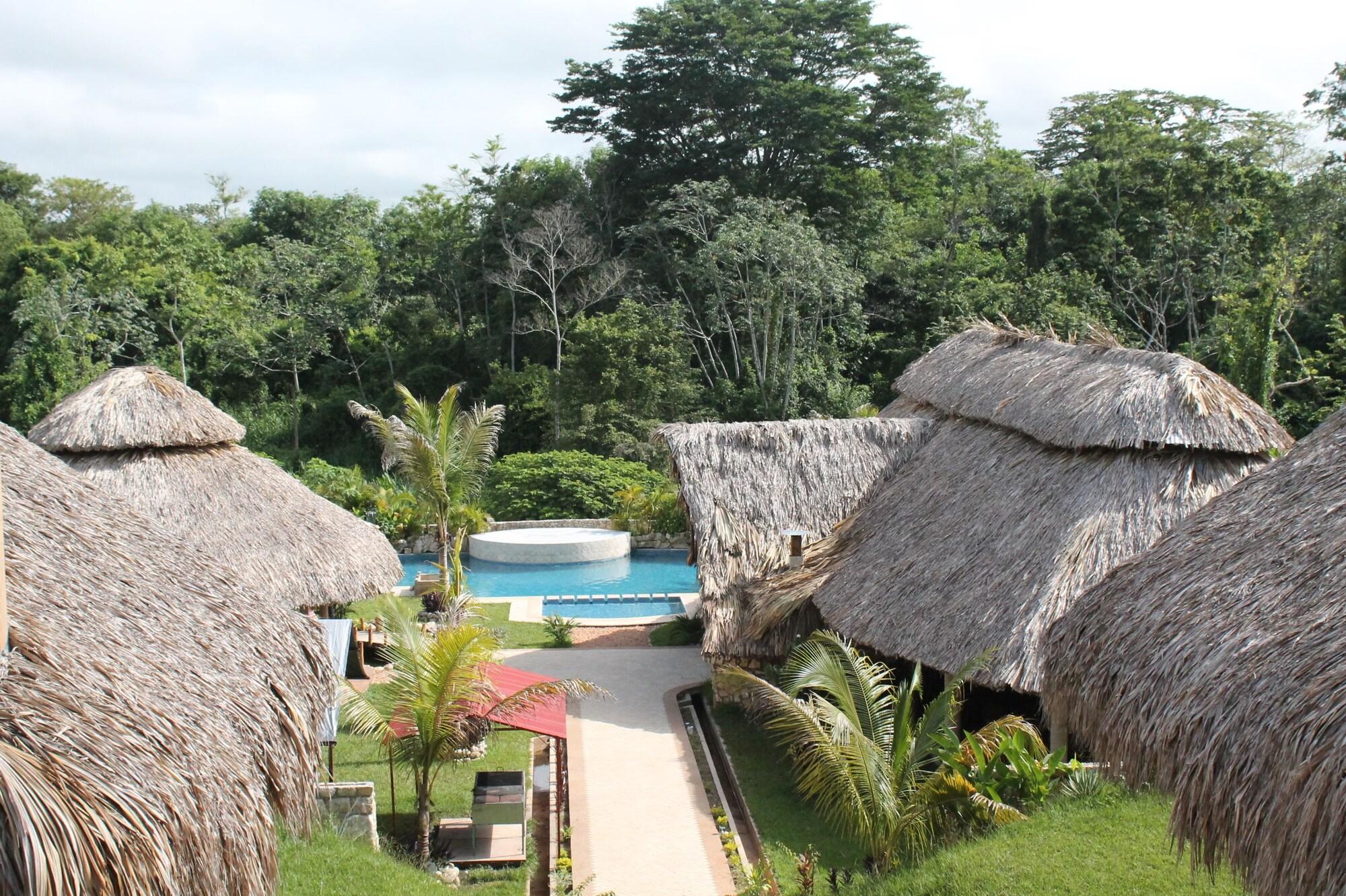 Axkan Palenque, Shows En Vivo & Gastronomia Mar Y Tierra & Travel Agency ภายนอก รูปภาพ