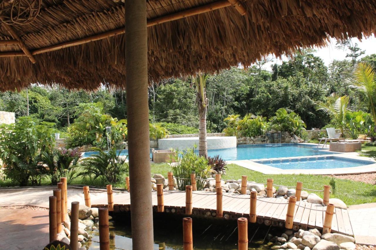 Axkan Palenque, Shows En Vivo & Gastronomia Mar Y Tierra & Travel Agency ภายนอก รูปภาพ